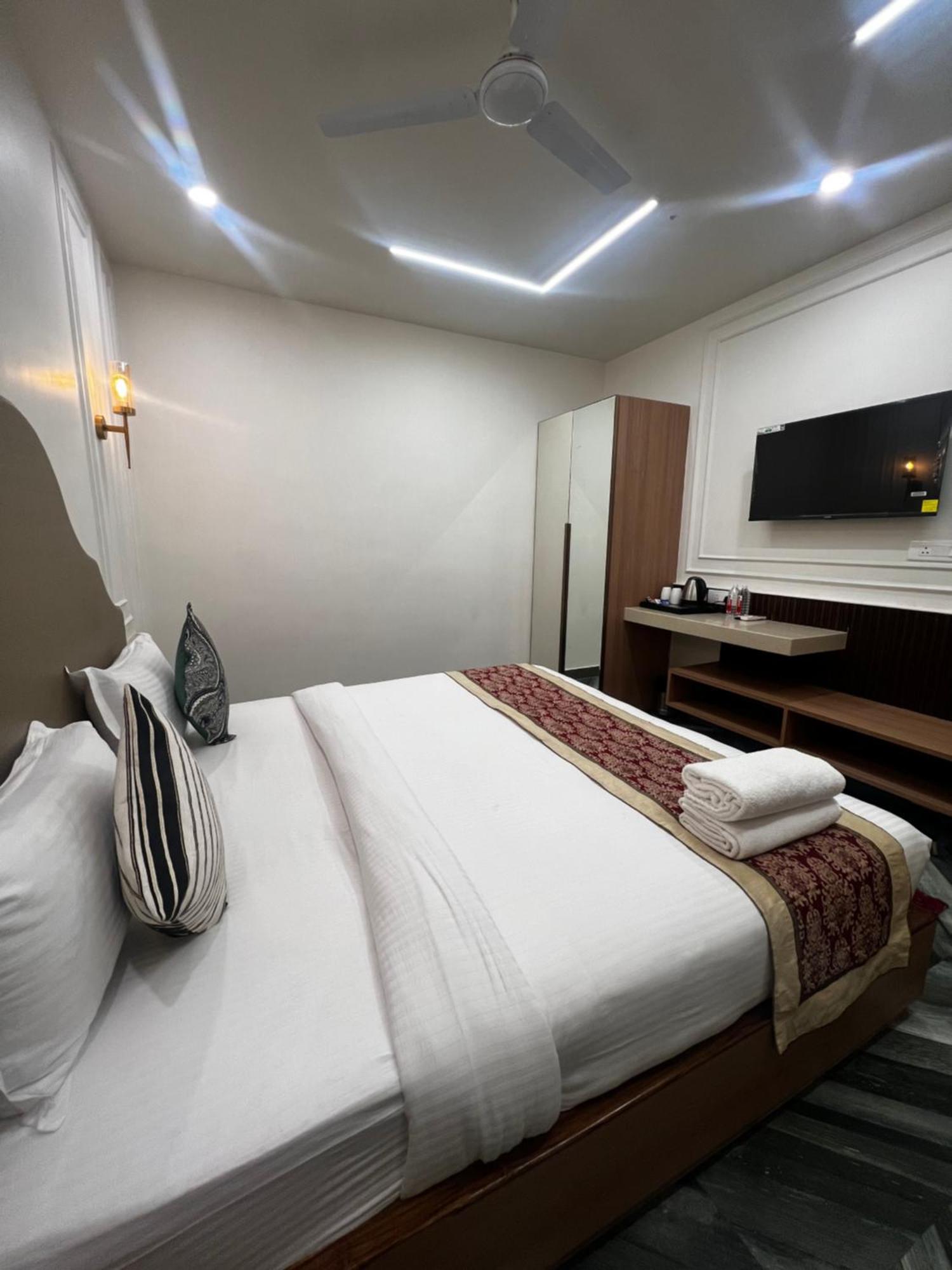 Hotel Anaya Retreat Varanasi Exterior foto